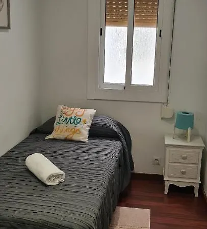 Lägenhet Attic The Sunny Apartment Camp Nou L'Hospitalet de Llobregat