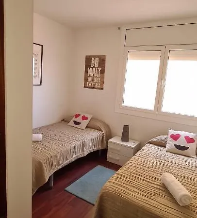 Lägenhet Attic The Sunny Apartment Camp Nou *